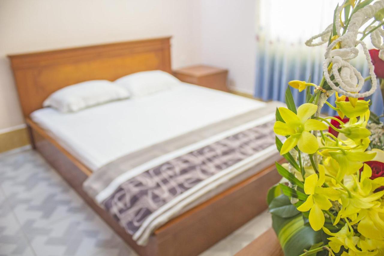Khach San Ngan Hang - Bank Hotel Вунгтау Экстерьер фото