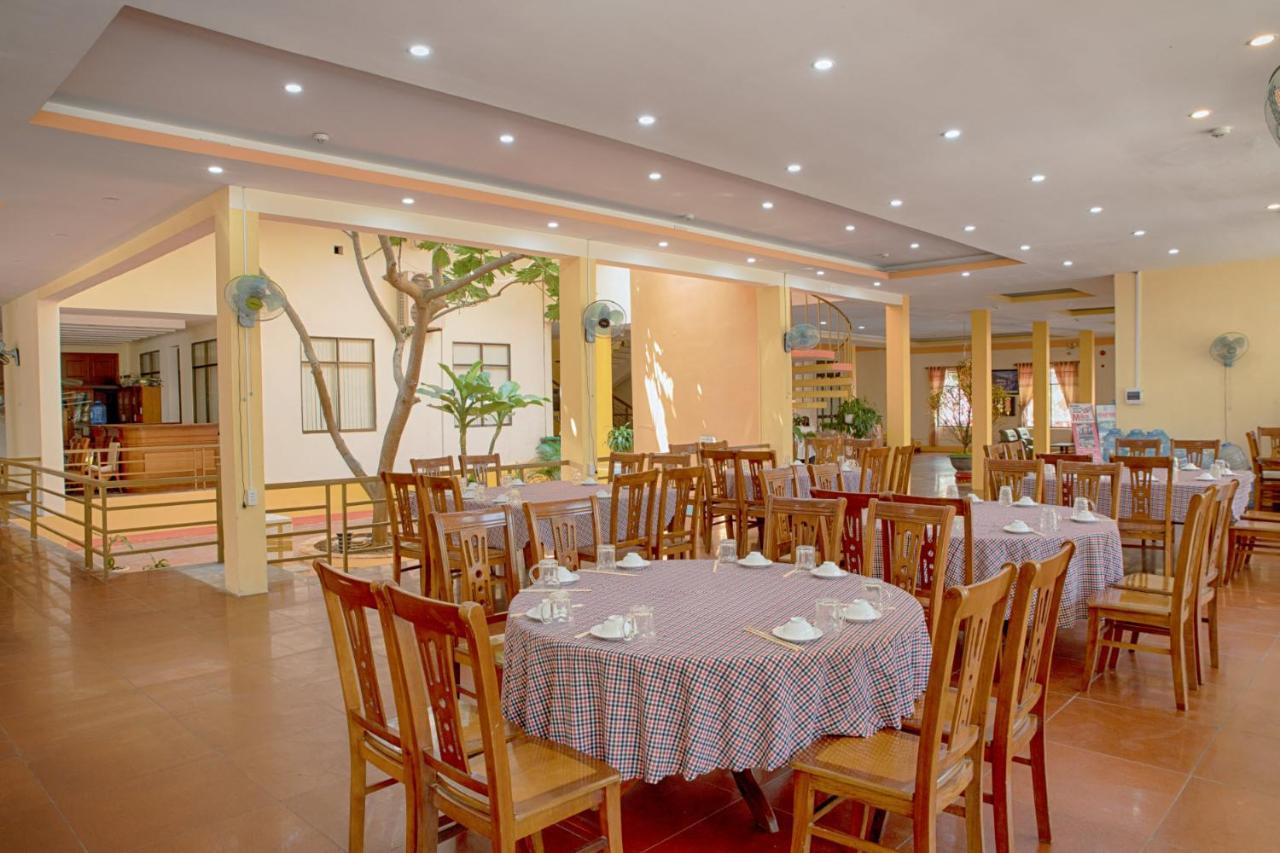 Khach San Ngan Hang - Bank Hotel Вунгтау Экстерьер фото