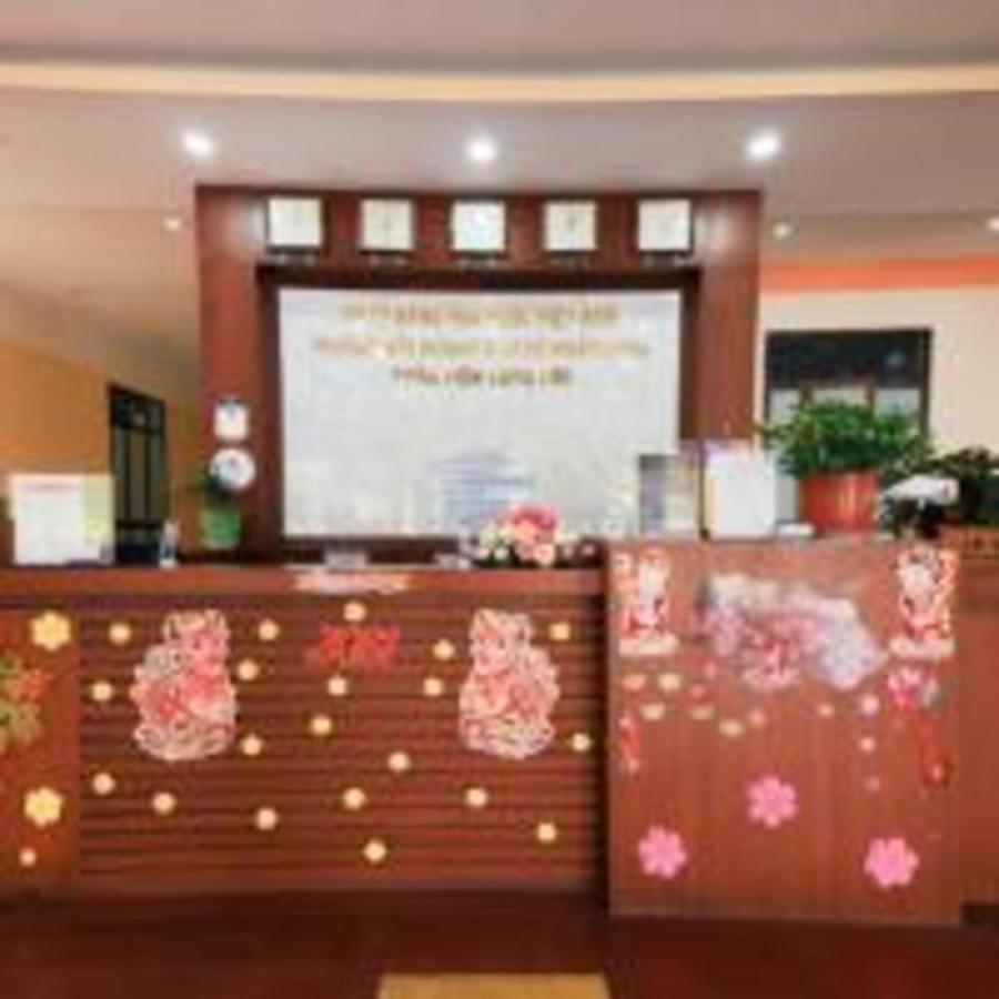Khach San Ngan Hang - Bank Hotel Вунгтау Экстерьер фото