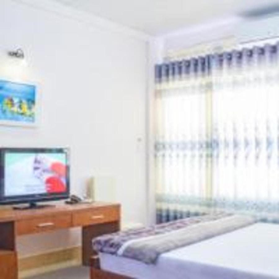 Khach San Ngan Hang - Bank Hotel Вунгтау Экстерьер фото