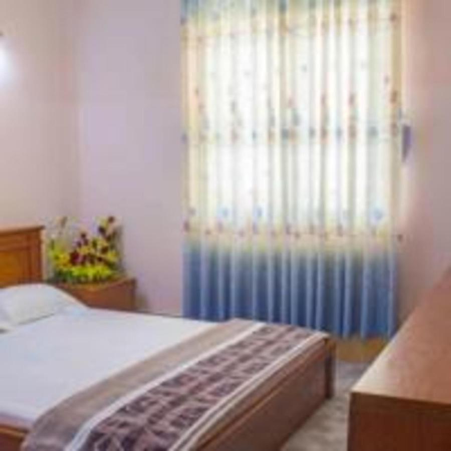 Khach San Ngan Hang - Bank Hotel Вунгтау Экстерьер фото